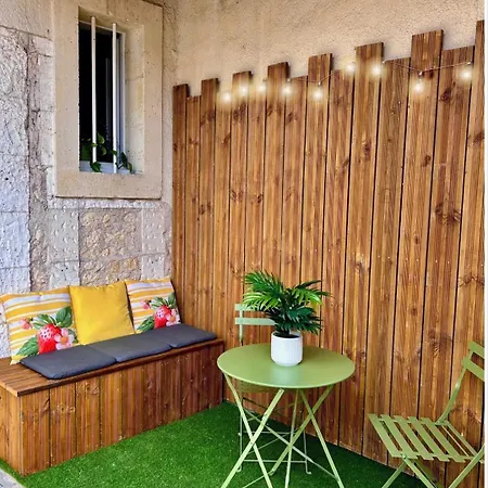 Le Petit Rochalais - Cosy Avec Terrasse Et Parking Apartmán *